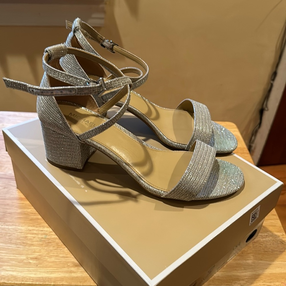 Michael Kors Sandals 👡